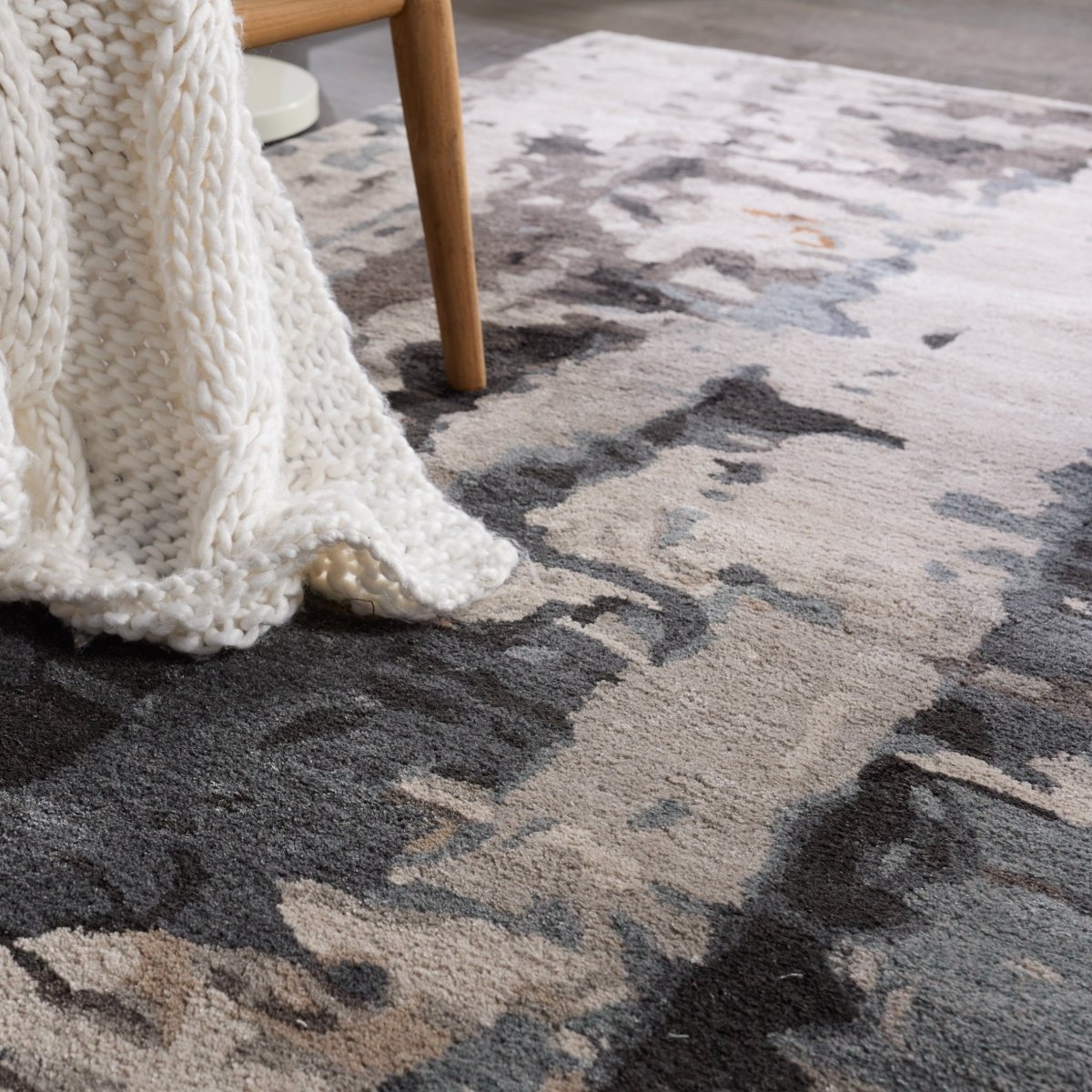 Jaipur Genesis Matcha Ges54 Gray Rug.