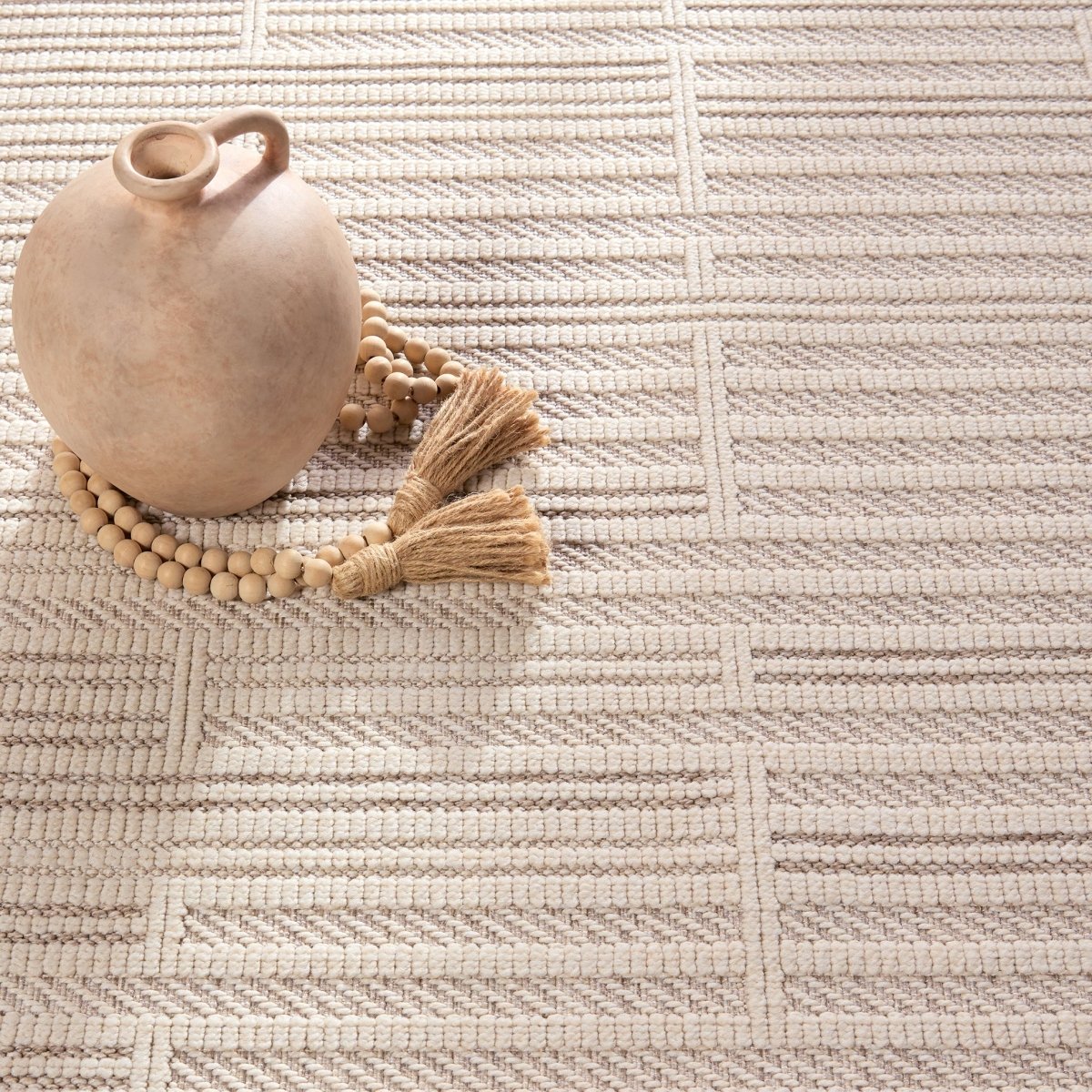 Jaipur Quantum By Label J Quantum Cnt04 Cream/Beige Rug.