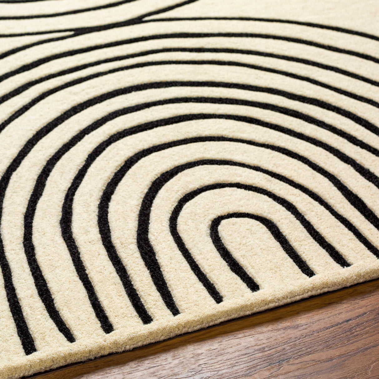 Livabliss Isabel Ibl - 2303 Beige, Black Rug - Livabliss - ibl2303 - 23