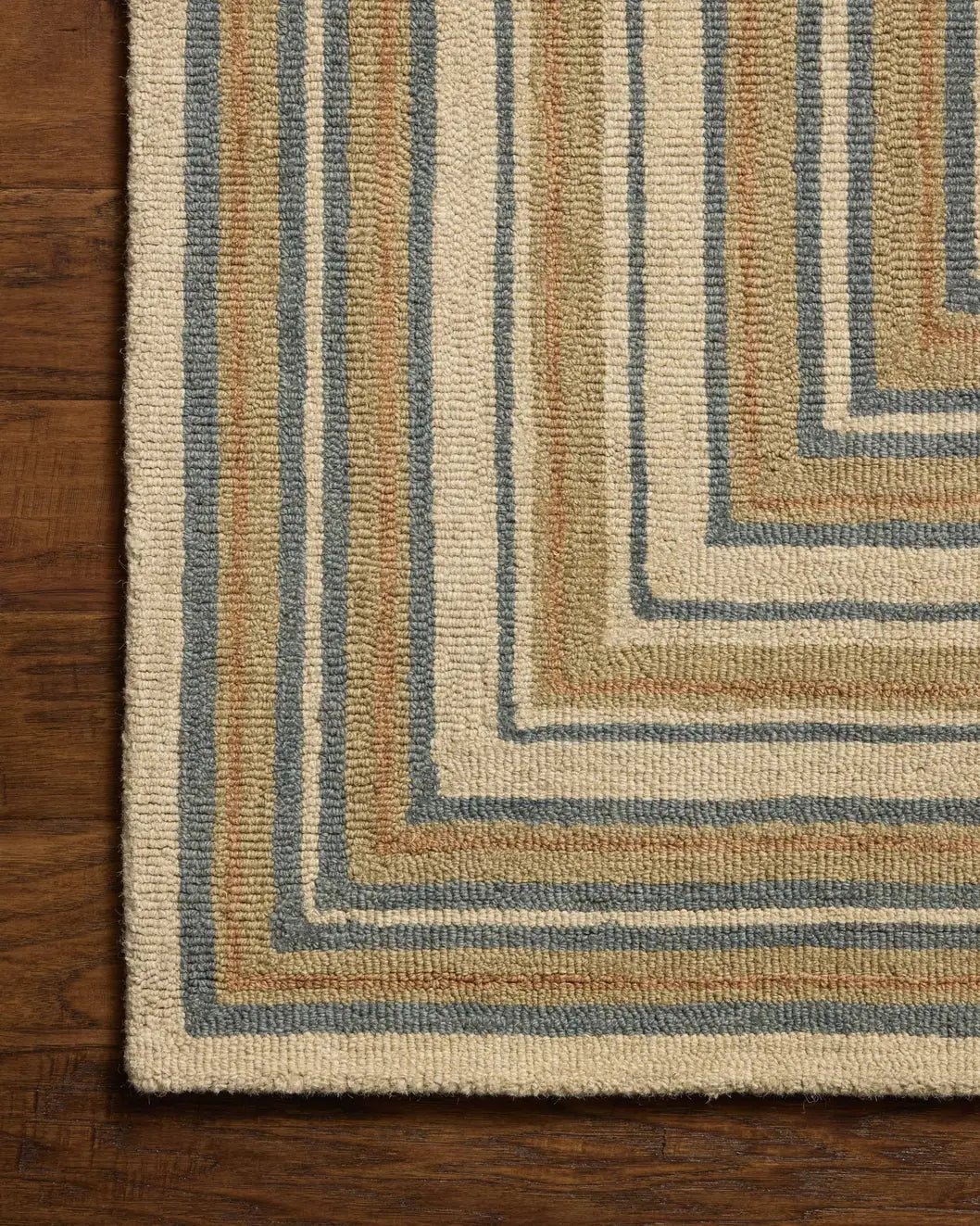 Chris Loves Julia x Loloi Alfie ALF-05 Natural / Multi Rug - corner on wood