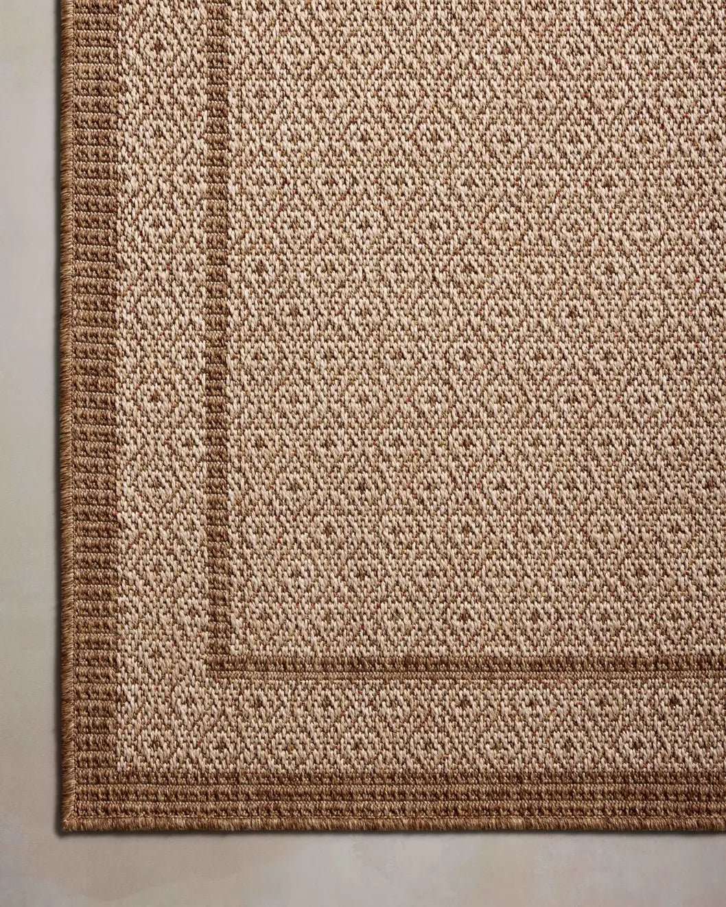Loloi Merrick Mer-05 Chestnut/Oatmeal Rug - corner on wood