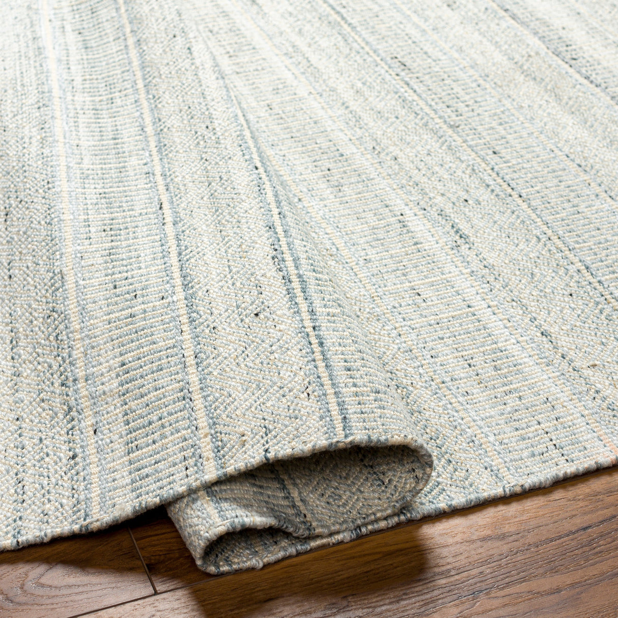 Surya Lily Lyi-2305 Beige, Ice Blue, Pale Blue, Light Blue Rug.