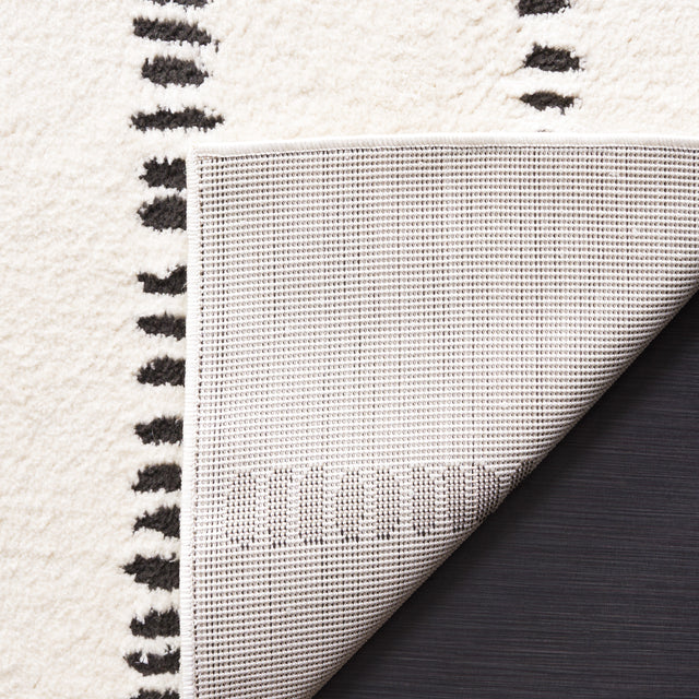 Safavieh Melody Mel114A Ivory/Black Rug.