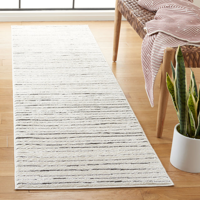 Safavieh Melody Mel118A Ivory/Black Rug.