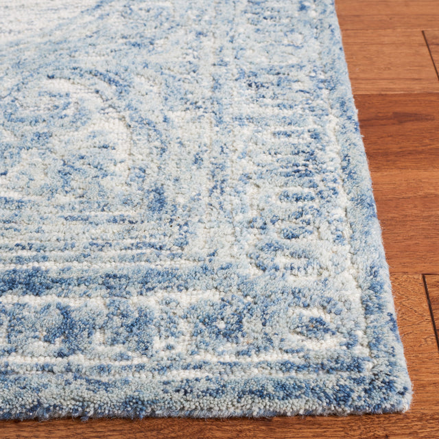 Safavieh Metro Met616M Blue/Ivory Rug.