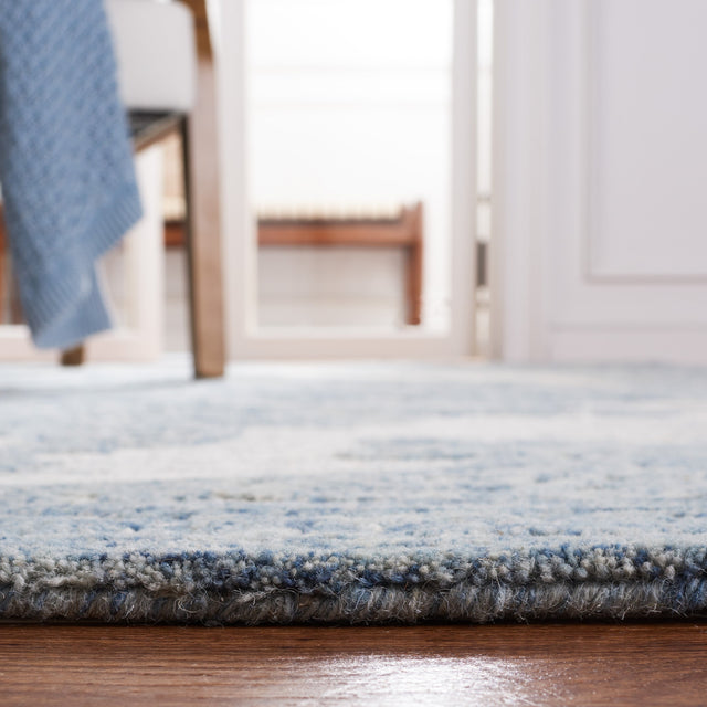 Safavieh Metro Met616M Blue/Ivory Rug.