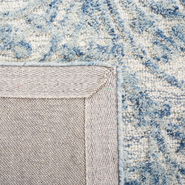 Safavieh Metro Met616M Blue/Ivory Rug.