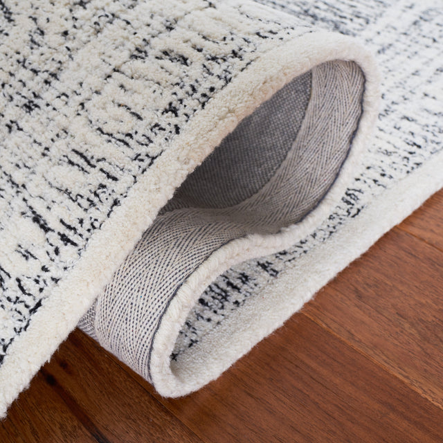 Safavieh Metro Met616Z Ivory/Black Rug.