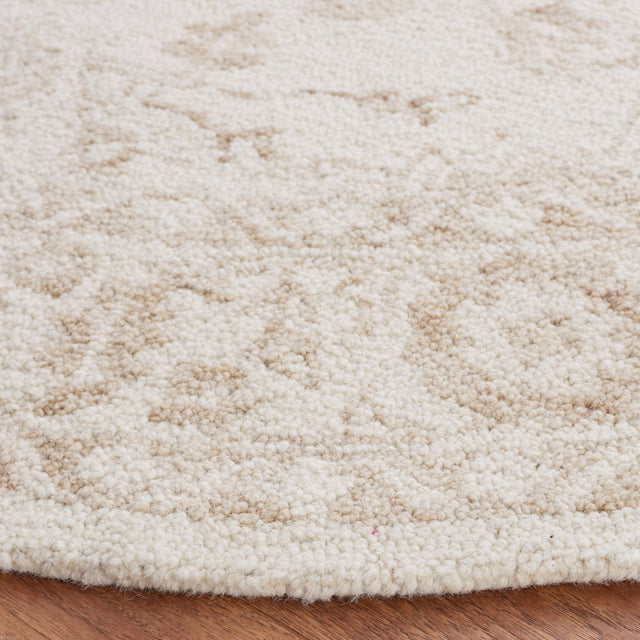 Safavieh Metro Met874B Beige/Ivory Rug.