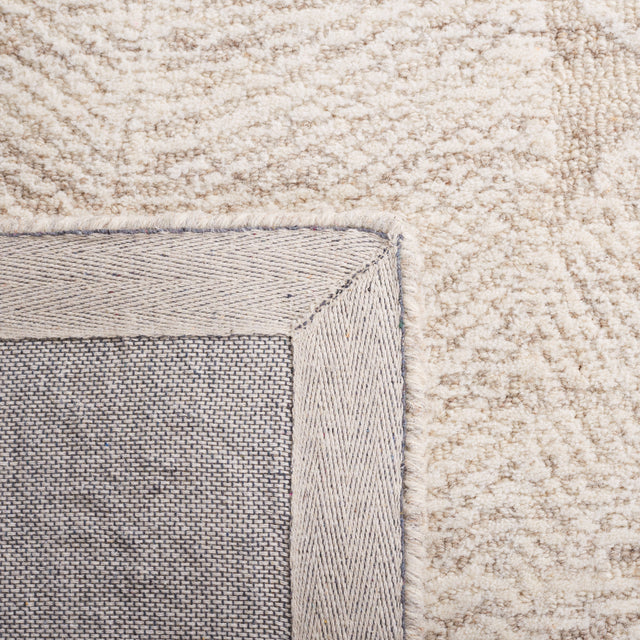 Safavieh Metro Met880B Beige/Ivory Rug.