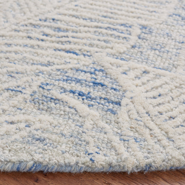 Safavieh Metro Met880M Blue/Ivory Rug.