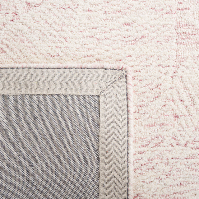 Safavieh Metro Met880U Pink/Ivory Rug.
