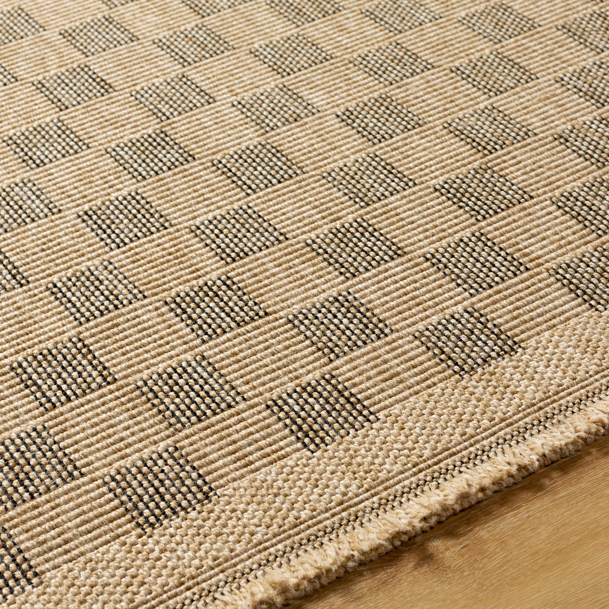 Surya Mirage Mge-2311 Tan, Black Rug.