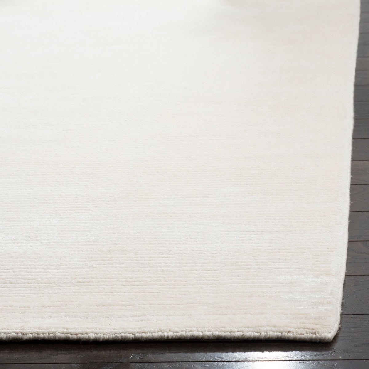 Safavieh Mirage Mir234W White Rugs