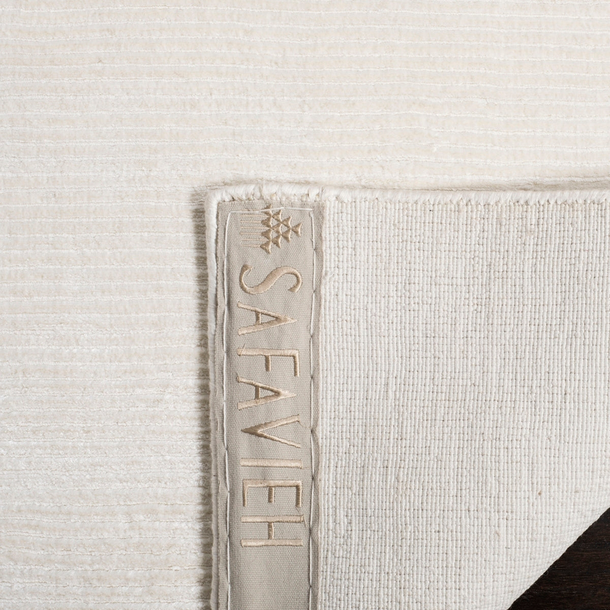Safavieh Mirage Mir234W White Rugs