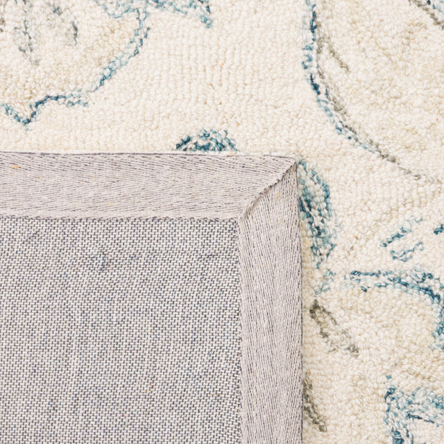 Safavieh Micro-Loop Mlp477A Ivory/Blue Rug.