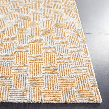 Safavieh Micro-Loop Mlp537D Light Gold/Ivory Rug.