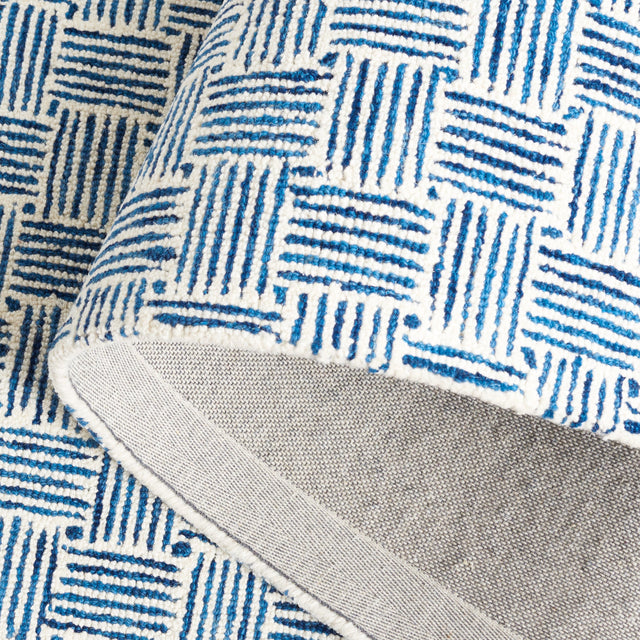 Safavieh Micro-Loop Mlp537N Navy/Ivory Rug.