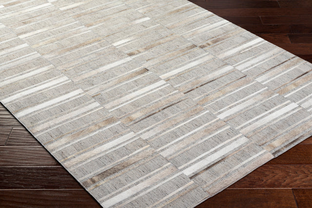 Surya Medora Mod-1029 Pale Slate, Metallic - Silver, Light Silver Rug.