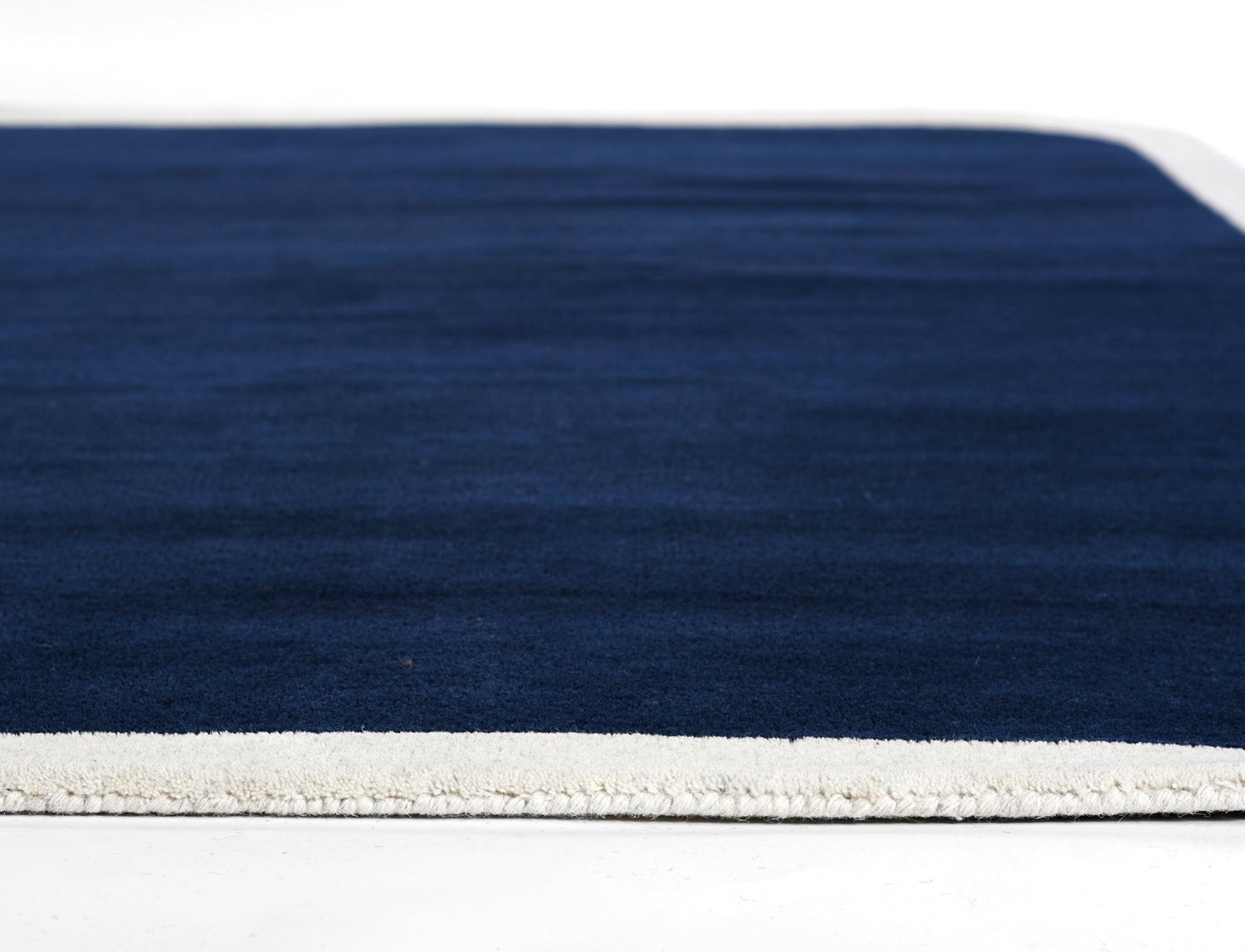 Momeni Novogratz Tallulah Tal - 1 Navy Rug - Momeni - tallutal - 1nvy2040