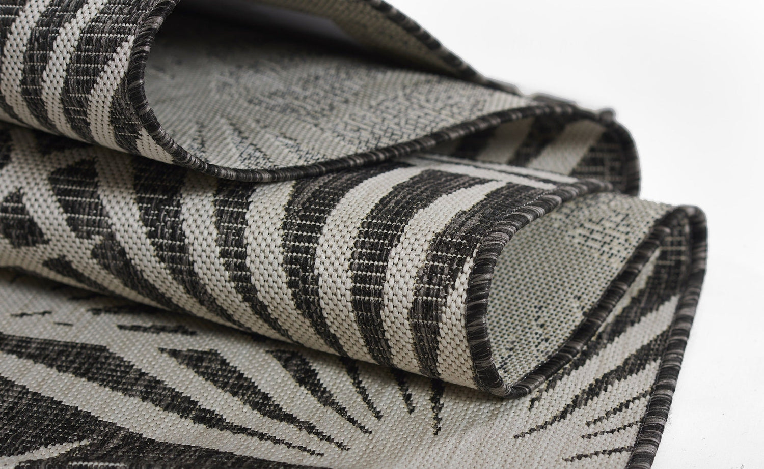 Momeni Villa Vi - 14 Charcoal Rugs - Momeni - villavi - 14chr2030