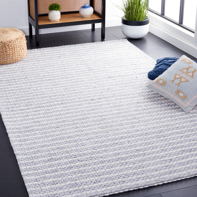 Safavieh Marbella Mrb207F Grey/Ivory Rug.