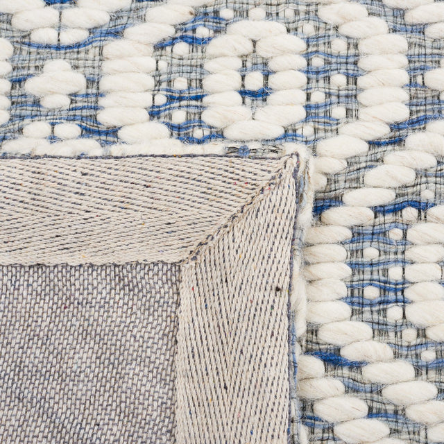 Safavieh Marbella Mrb325N Blue/Ivory Rug.