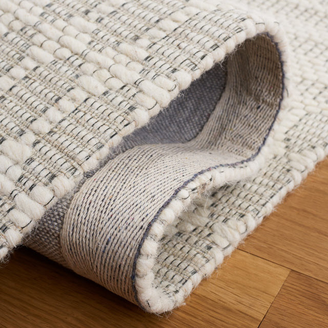 Safavieh Marbella Mrb327A Ivory/Beige Rug.