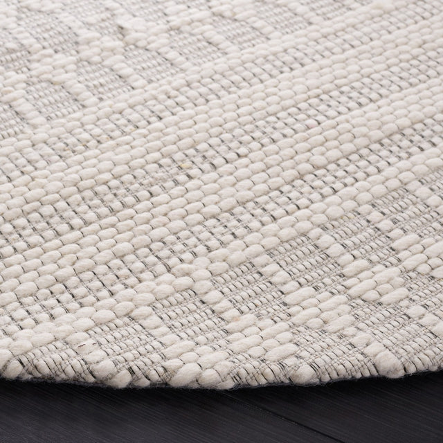 Safavieh Marbella Mrb327A Ivory/Beige Rug.