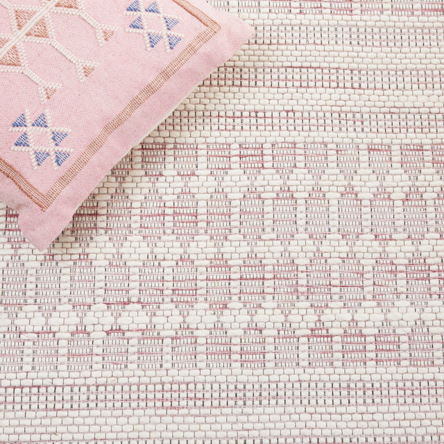 Safavieh Marbella Mrb327U Pink/Ivory Rug.