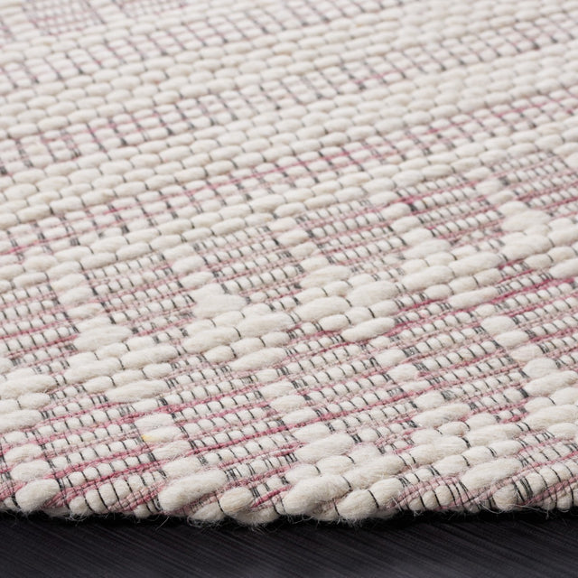 Safavieh Marbella Mrb327U Pink/Ivory Rug.