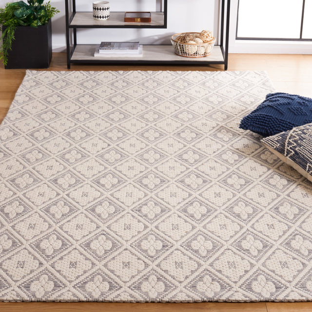 Safavieh Marbella Mrb328F Grey/Ivory Rug.