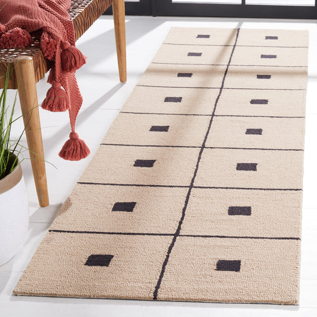 Safavieh Martha Stewart Msr3361Z Beige/Black Rug.