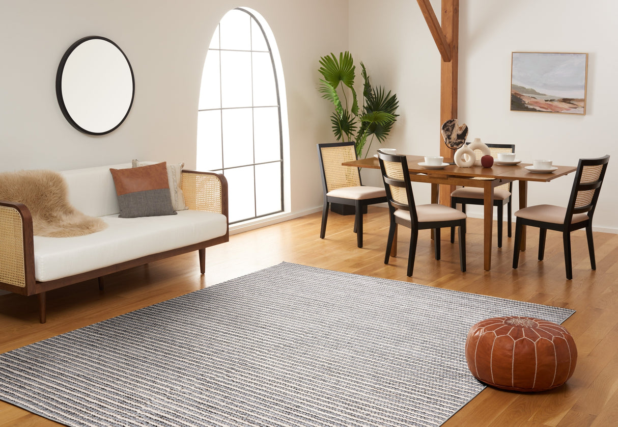 Safavieh Martha Stewart Msr9650F Ivory/Grey Rug.