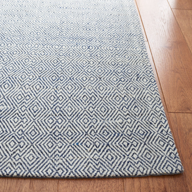 Safavieh Martha Stewart Msr9675M Blue/Ivory Rug.
