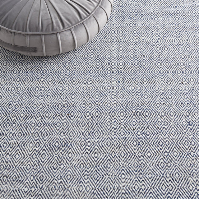 Safavieh Martha Stewart Msr9675M Blue/Ivory Rug.