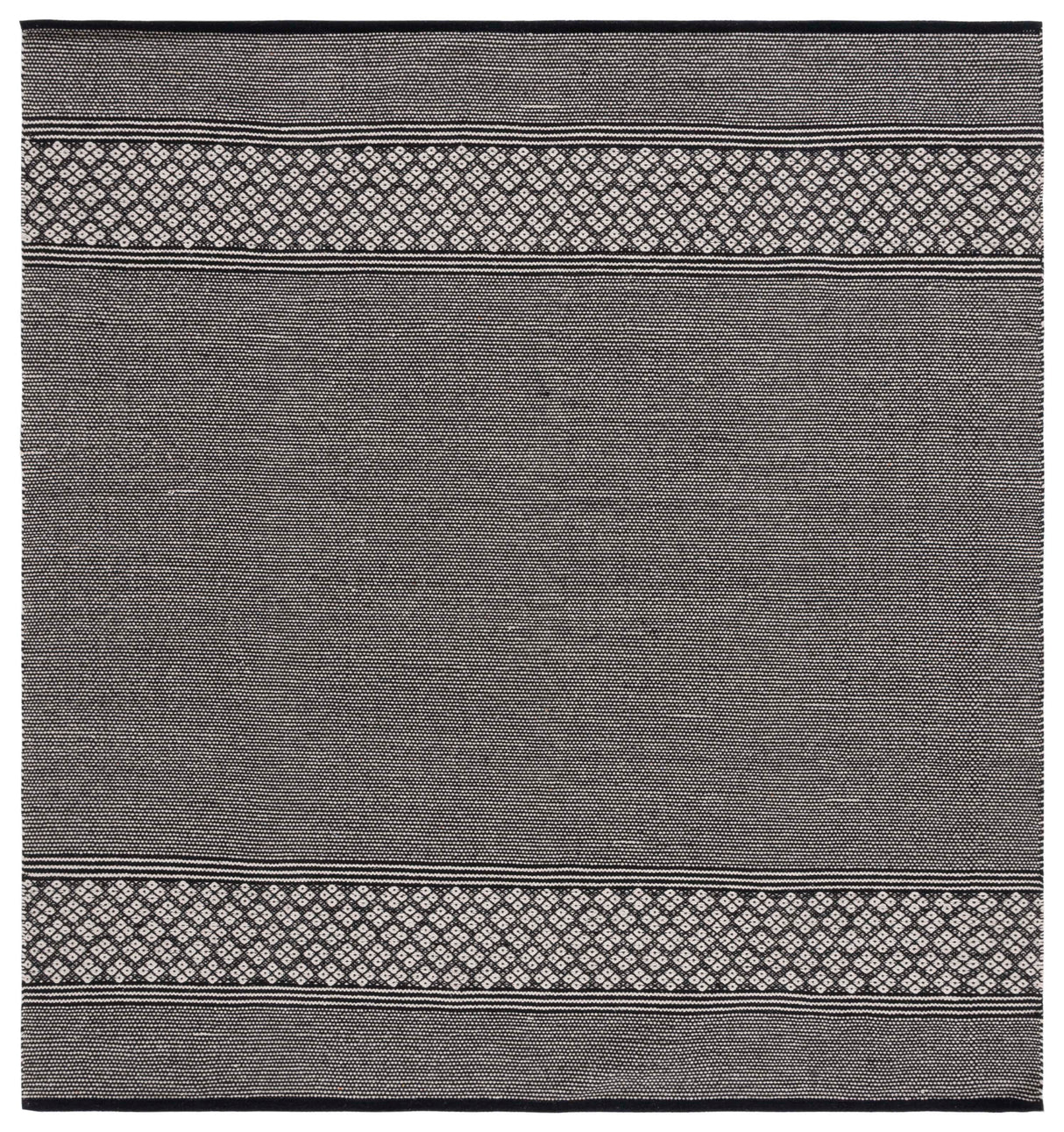 Safavieh Montauk Mtk727Z Black/Ivory Rug.