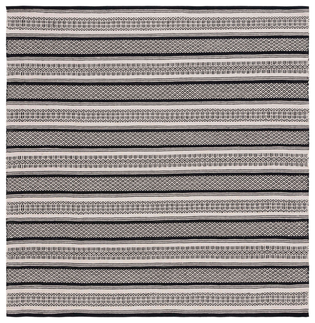 Safavieh Montauk Mtk728Z Black/Ivory Rug.