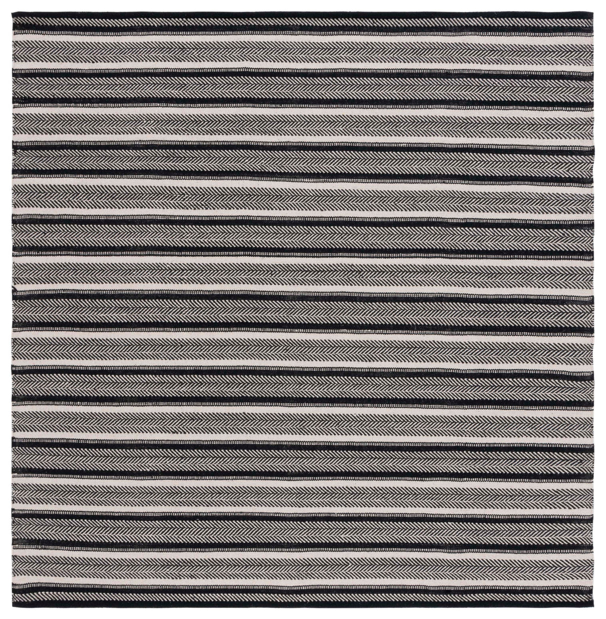 Safavieh Montauk Mtk730Z Black/Ivory Rug.