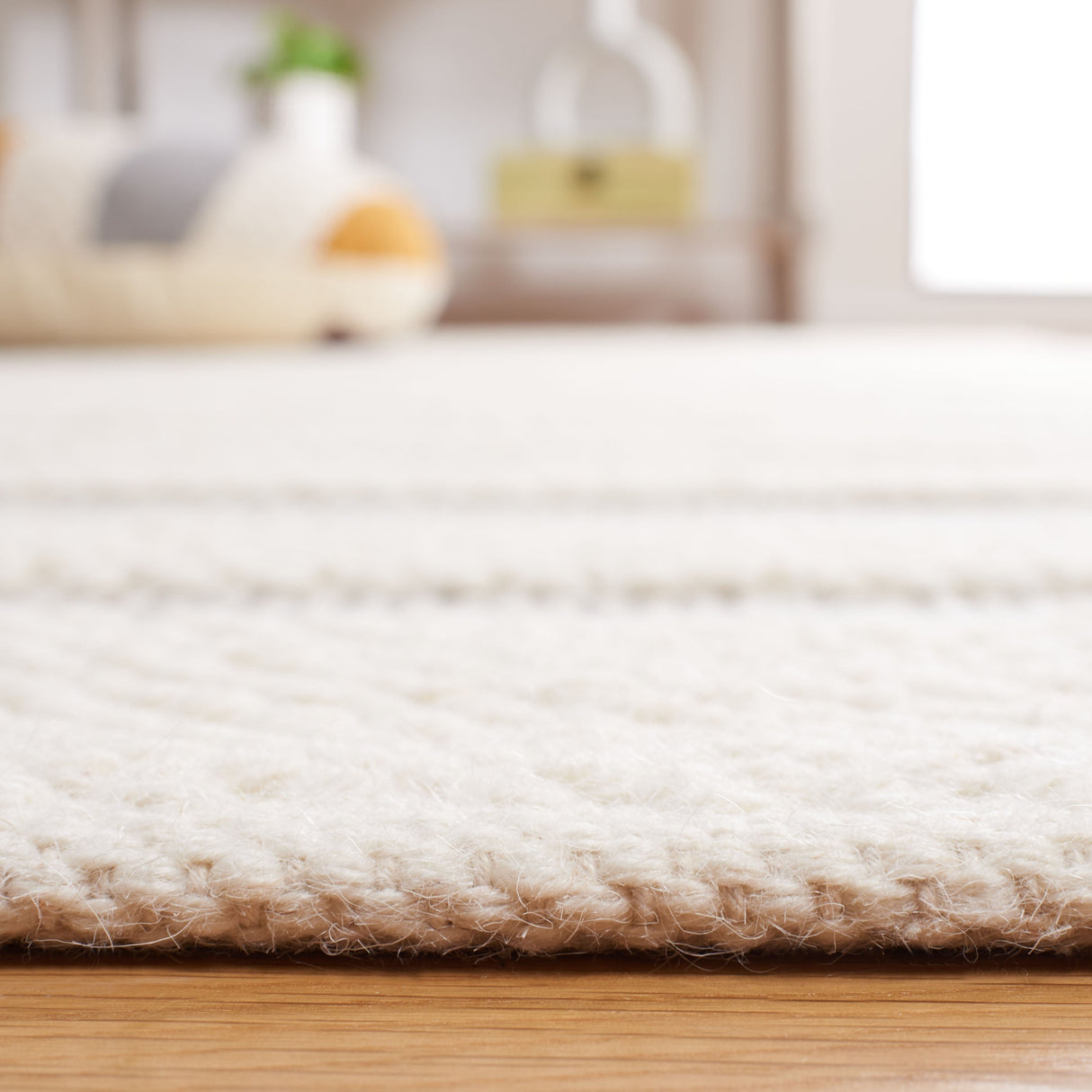 Safavieh Natura Nat205F Ivory/Grey Rug.