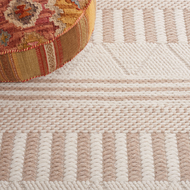 Safavieh Natura Nat207E Ivory/Taupe Rug.