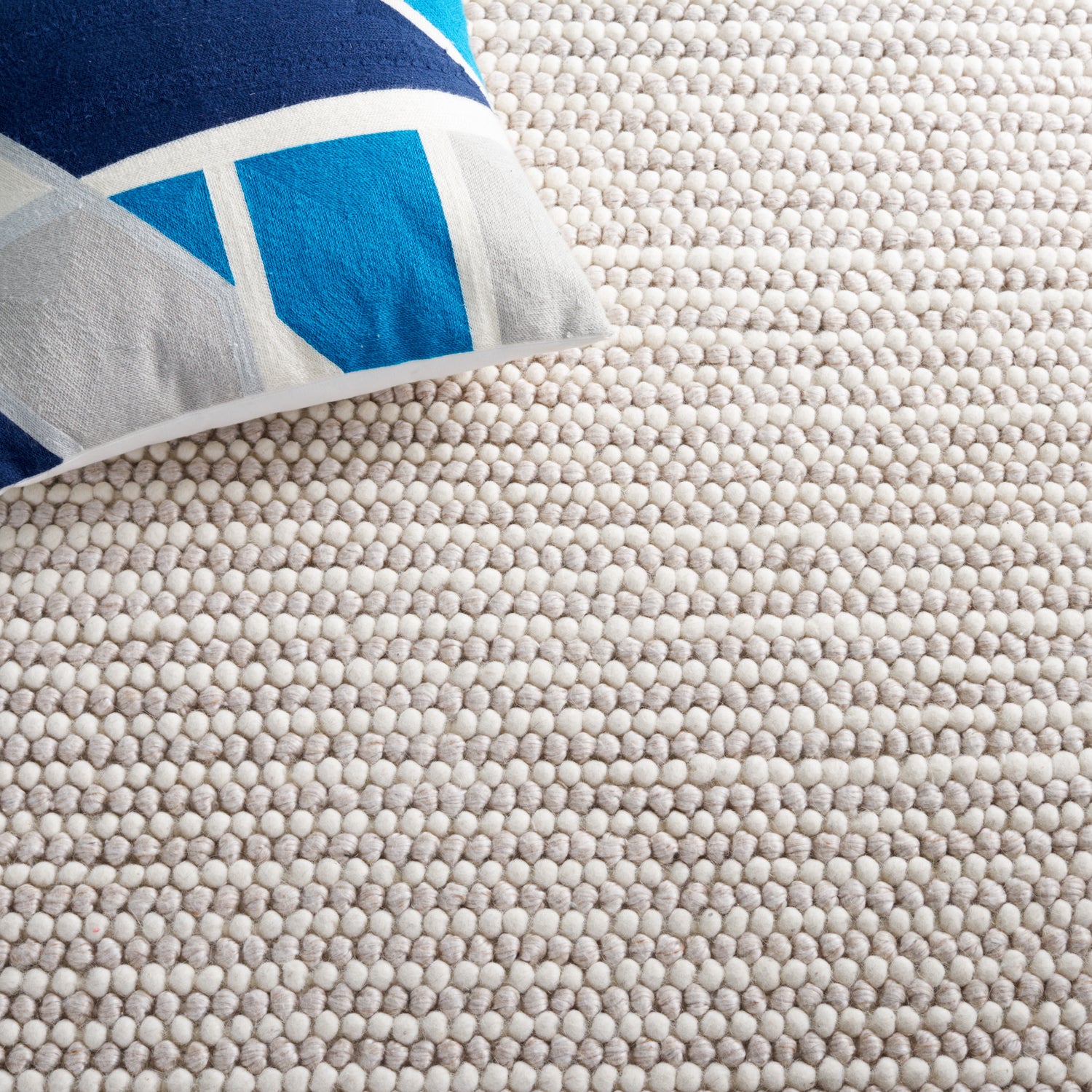 Safavieh Natura Nat220B Ivory/Beige Rug.