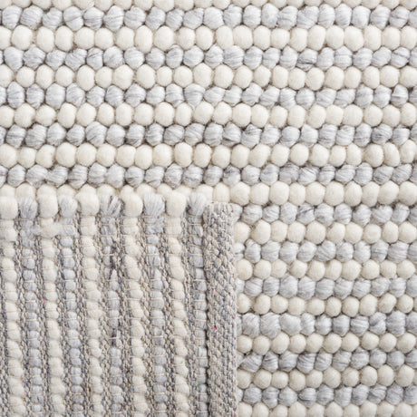 Safavieh Natura Nat220G Ivory/Light Grey Rug.