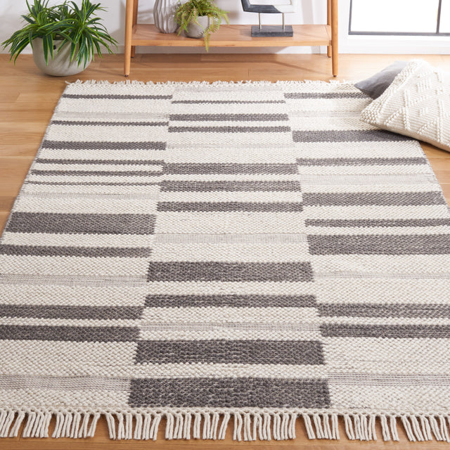 Safavieh Natura Nat225H Ivory/Dark Grey Rug.