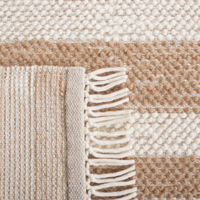 Safavieh Natura Nat225T Ivory/Light Brown Rug.