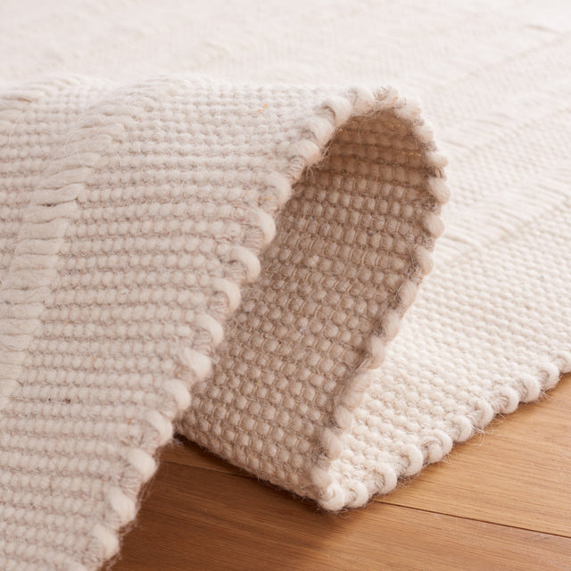 Safavieh Natura Nat226A Ivory/Beige Rug.