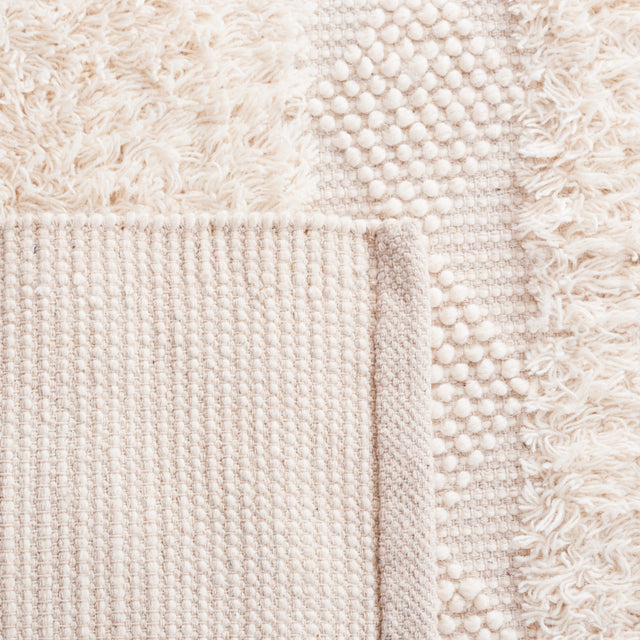 Safavieh Natura Nat722A Ivory Rug.