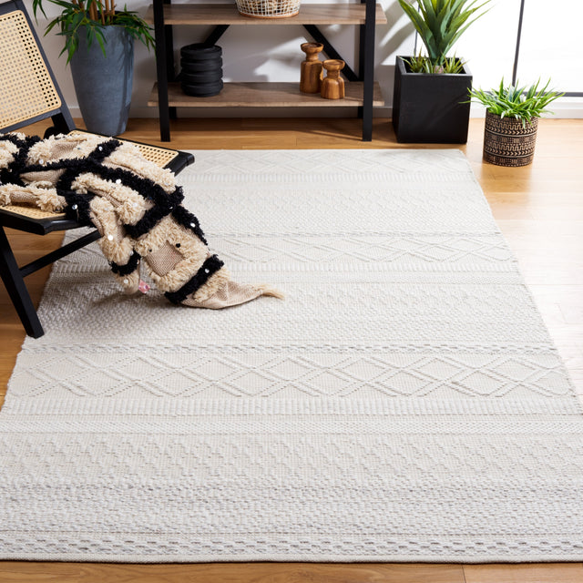 Safavieh Natura Nat934A Ivory Rug.