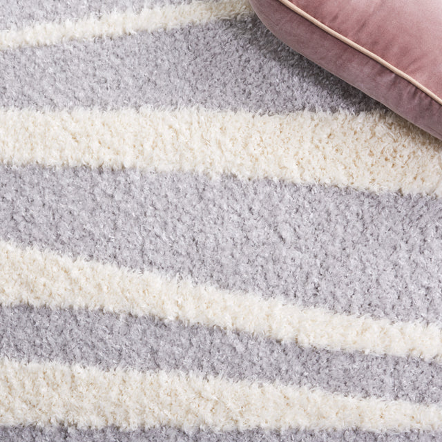 Safavieh Norway Nor200F Grey/Ivory Rug.