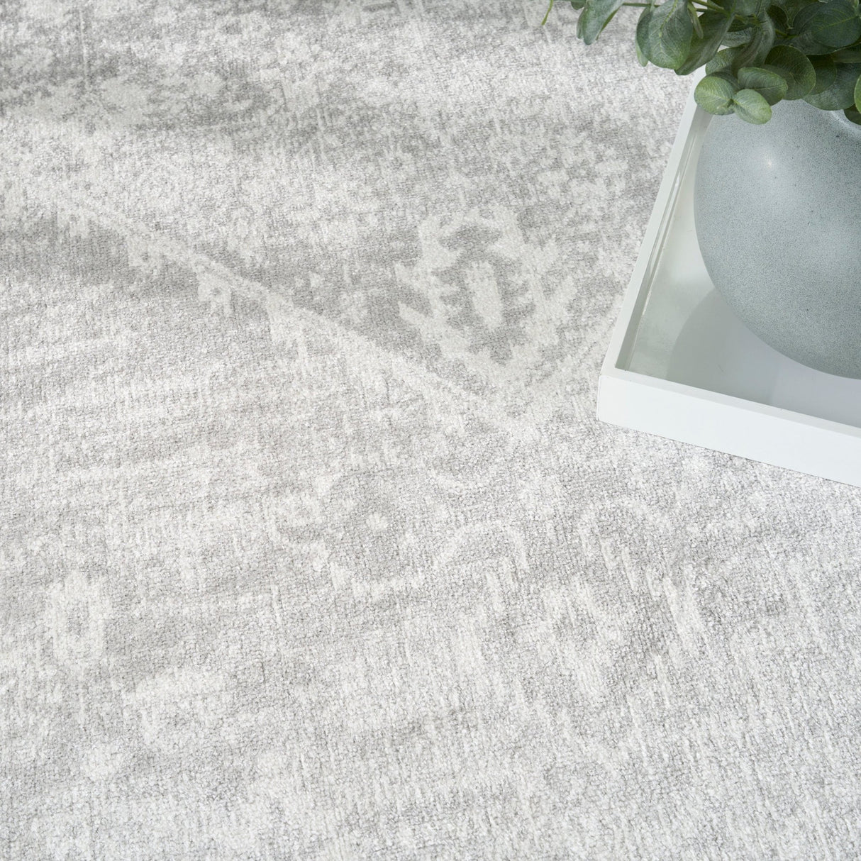 Nourison Astra Machine Washable ASW11 Machine Made Light Grey Rug